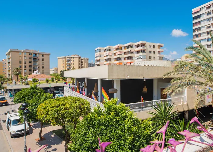 Nogalera Party&beach Select توريمولينوس